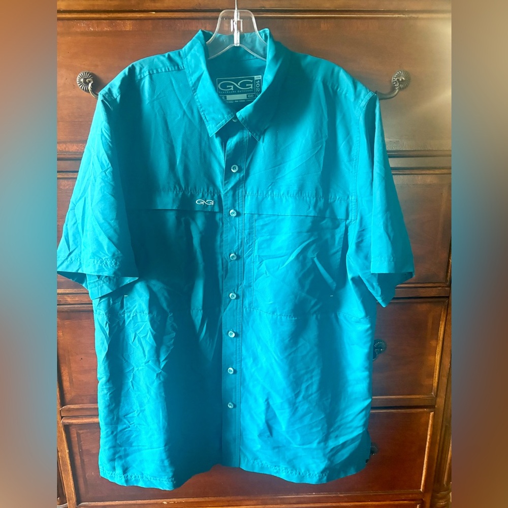 Teal Gameguard Short Sleeve Button-Up Shirt.  Never Worn.